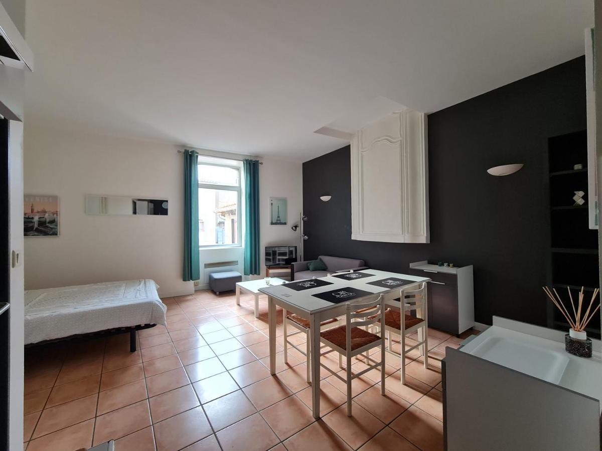 Apartamento Le Prieuré Villeneuve-lès-Béziers Exterior foto