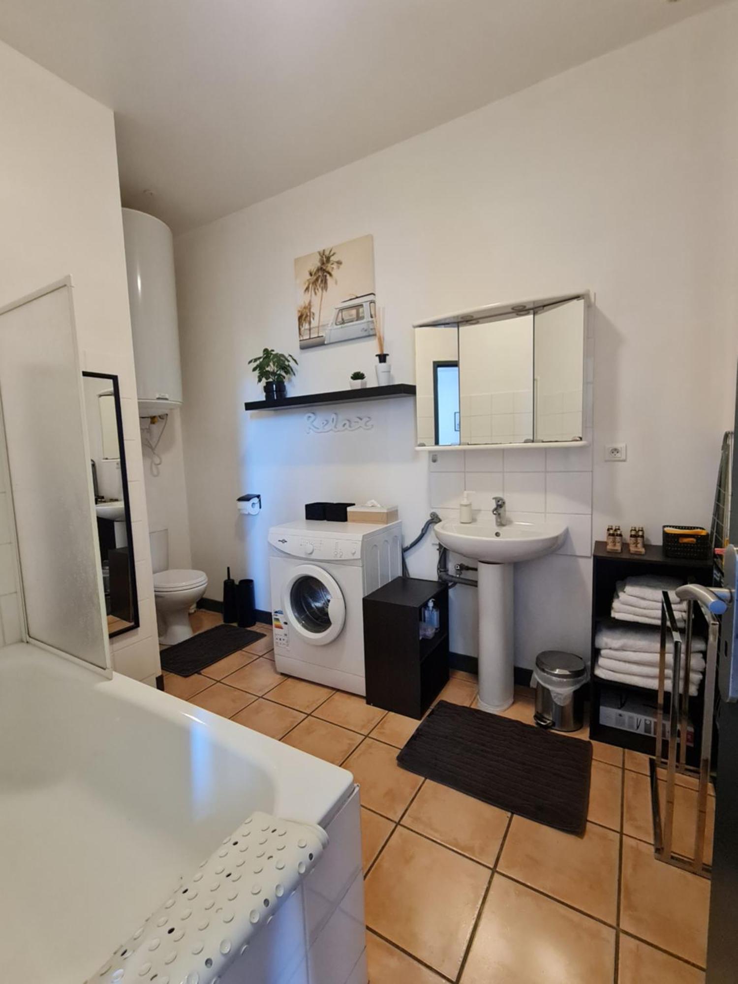 Apartamento Le Prieuré Villeneuve-lès-Béziers Exterior foto
